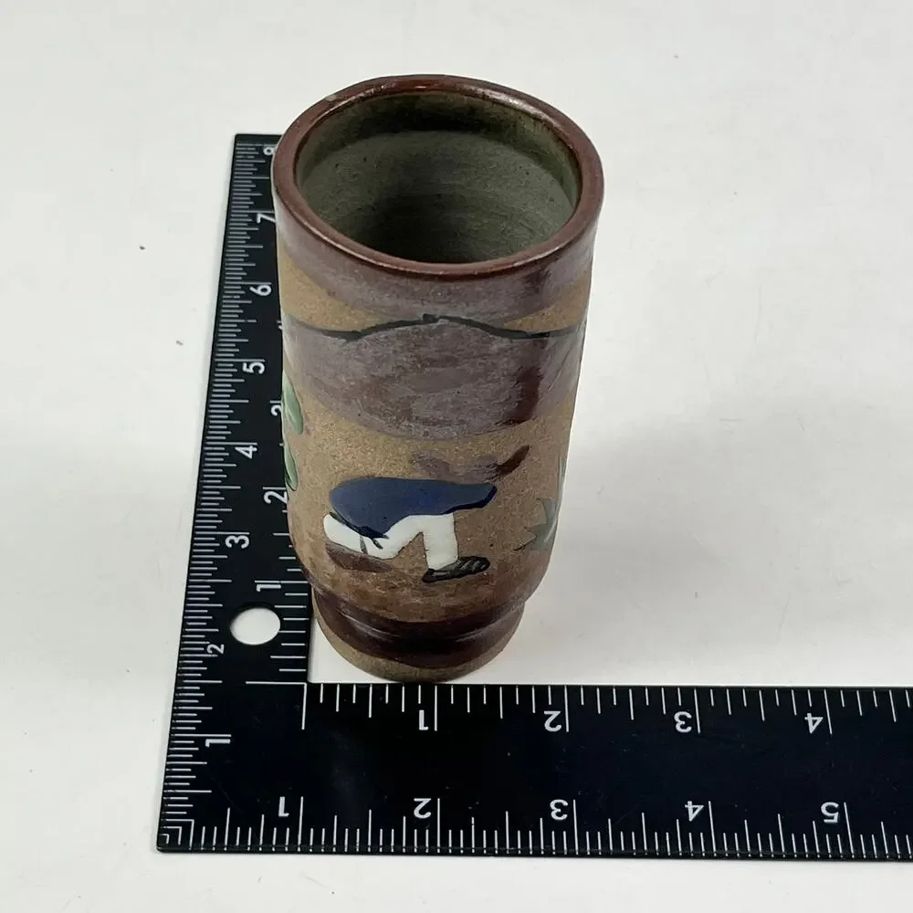 Vtg Tonala Mexican Folk Art Pottery Bud Vase Hand Painted Desert Campesino Scene